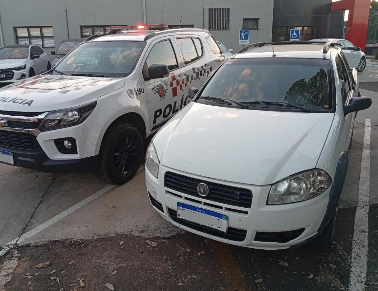 Polícia Militar recupera veículo furtado em Panorama