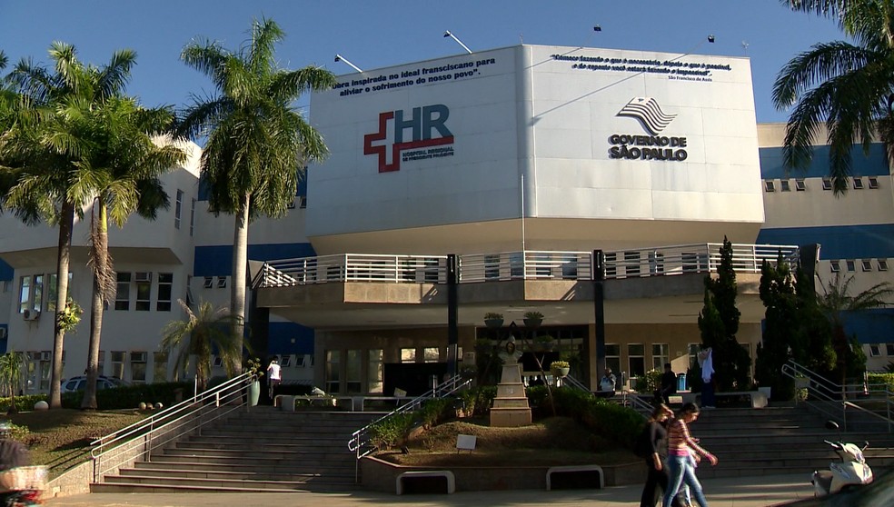 Garoto de 12 anos vítima de atropelamento segue internado em estado grave na Unidade de Terapia Intensiva (UTI) do Hospital Regional, em Presidente Prudente (SP) — Foto: Reprodução/TV Fronteira