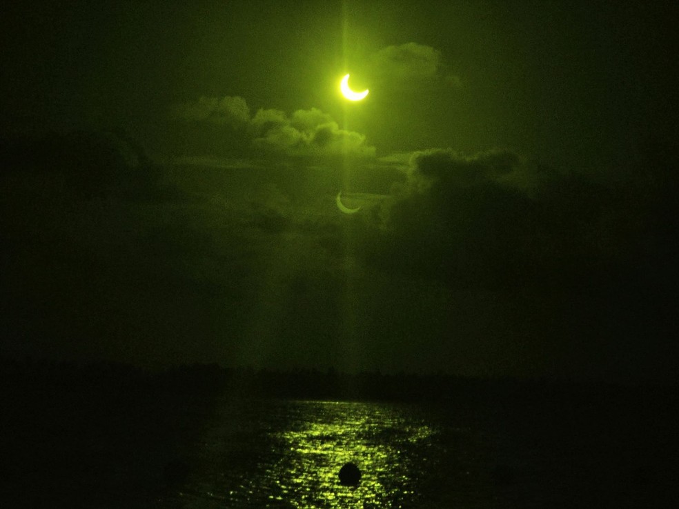 Eclipse solar anular observado da Orlinha Pôr do Sol, Aracaju ( SE). — Foto: Clarissa Santos