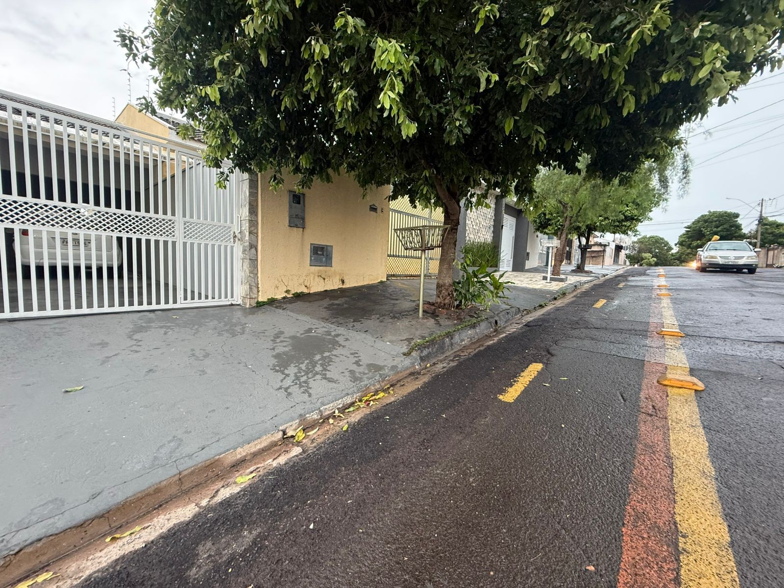 Justiça concede prazo de 6 meses para retirada de ciclofaixa em frente a casas na zona norte de Presidente Prudente