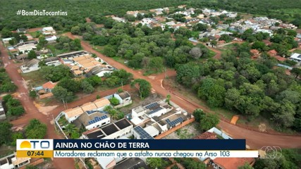 Moradores reclamam da falta de asfalto na quadra Arso 103