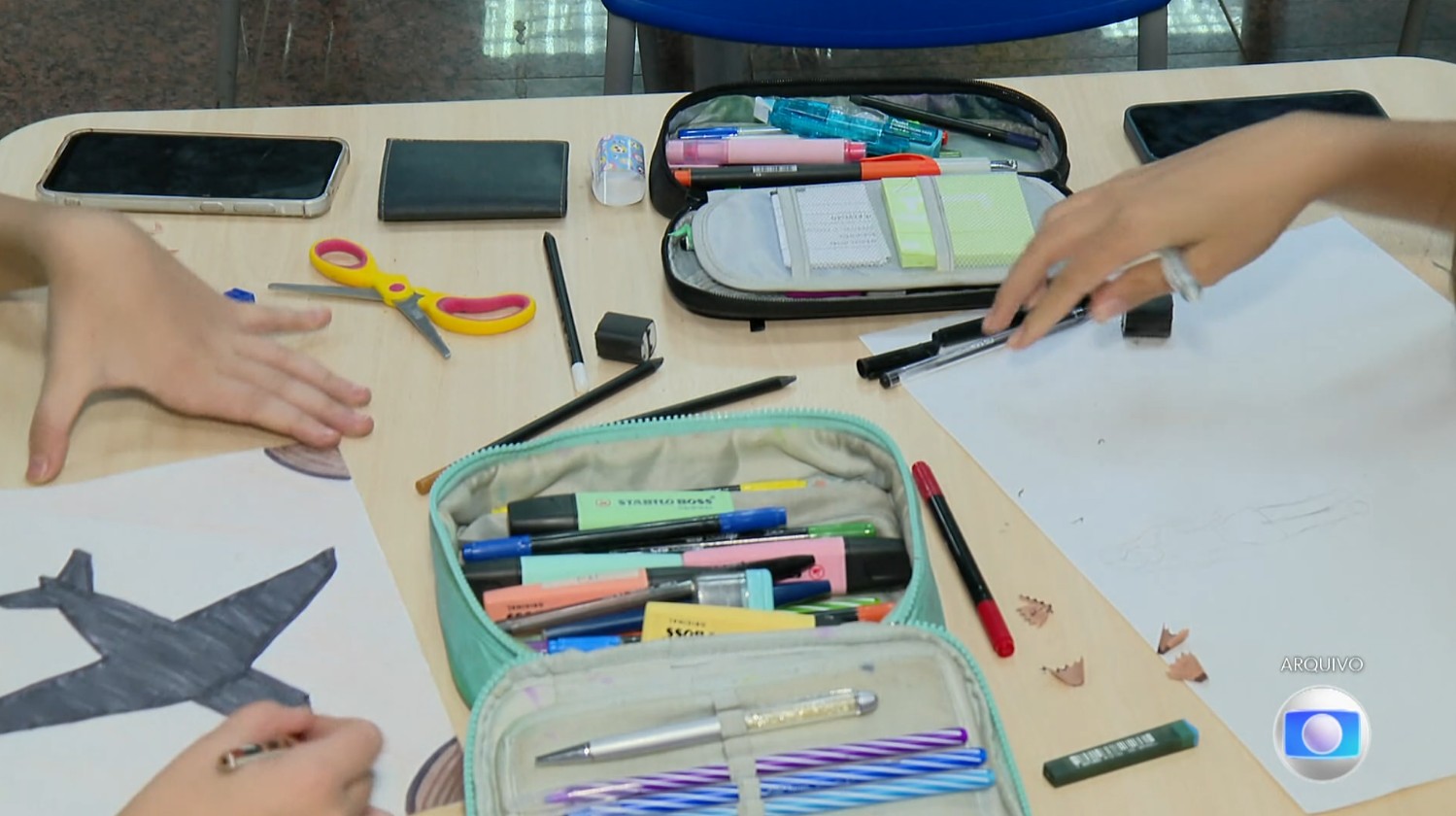 Pesquisa mostra o impacto da proibição do celular nas escolas brasileiras