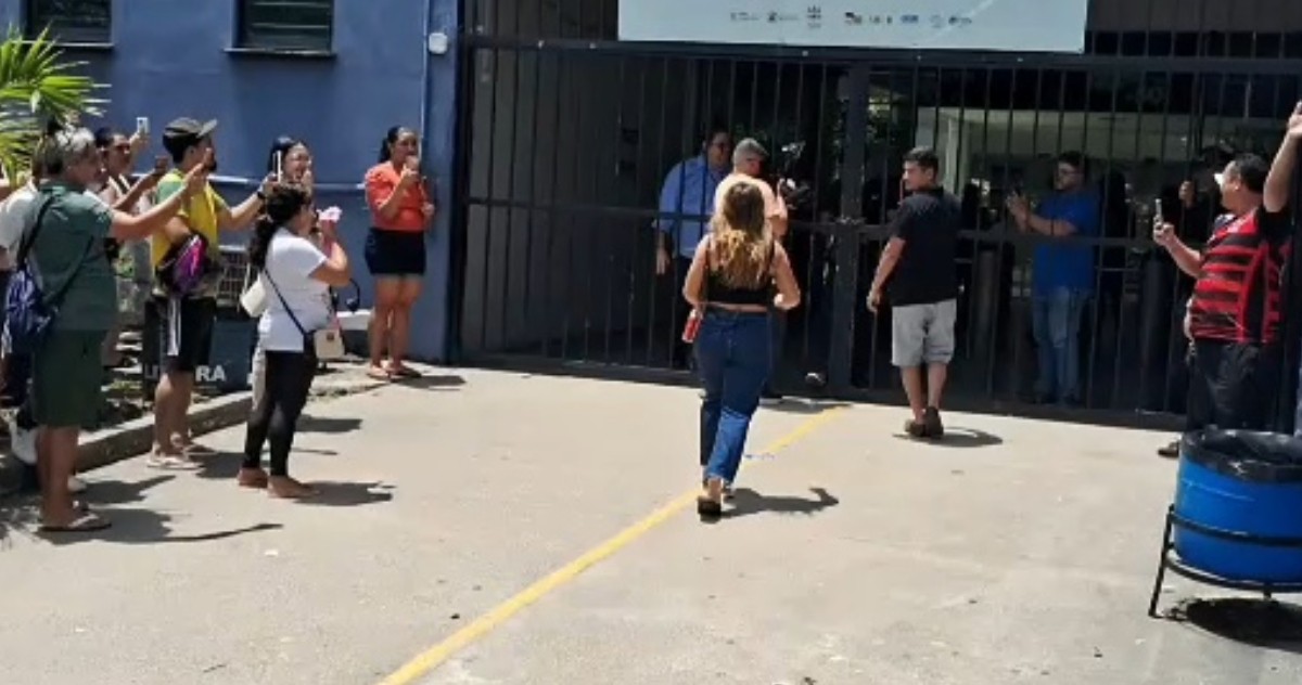 Confusão com horário faz candidatos perderem 1º dia do Enem 2025 em Manaus