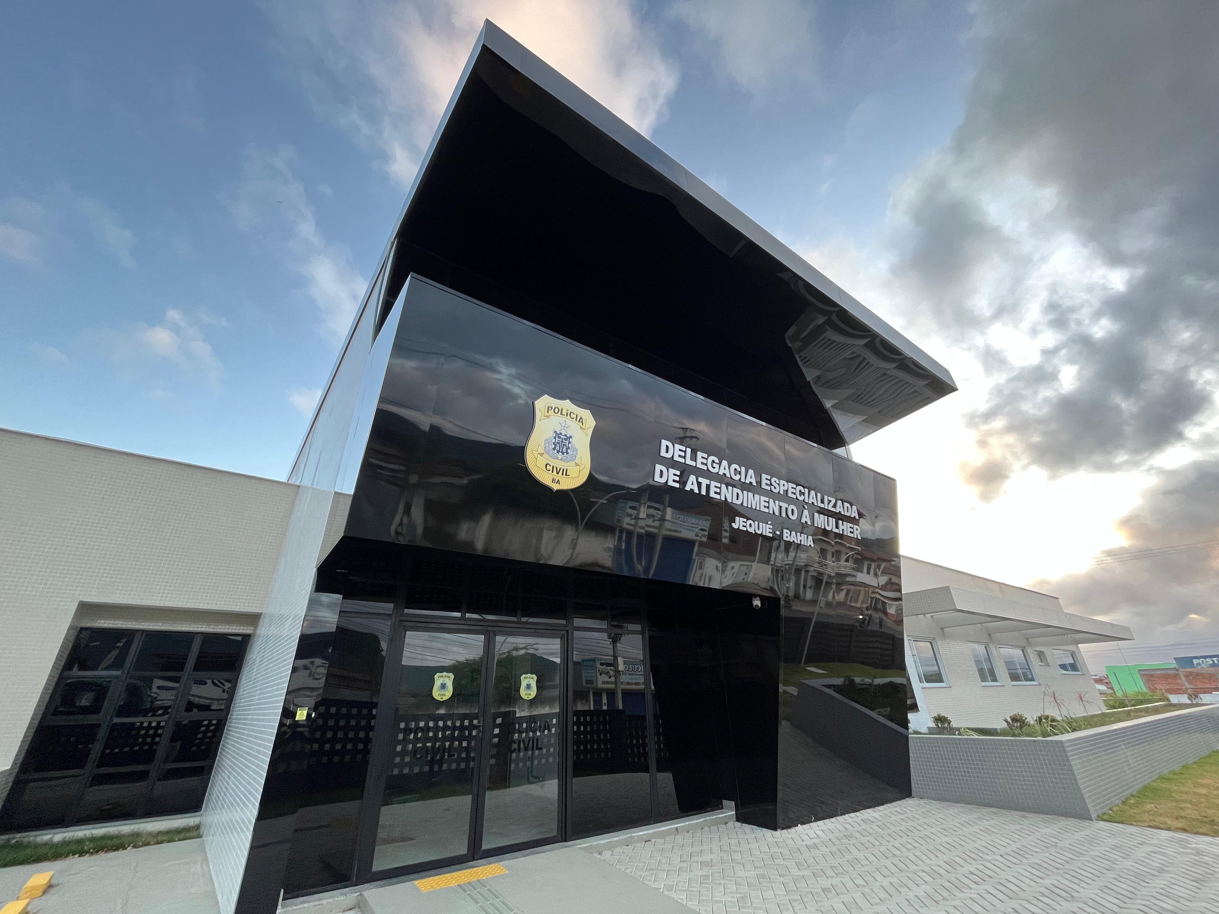 Servidor de prefeitura da Bahia é preso suspeito de assédio sexual contra seis estagiárias de empresa de construção civil
