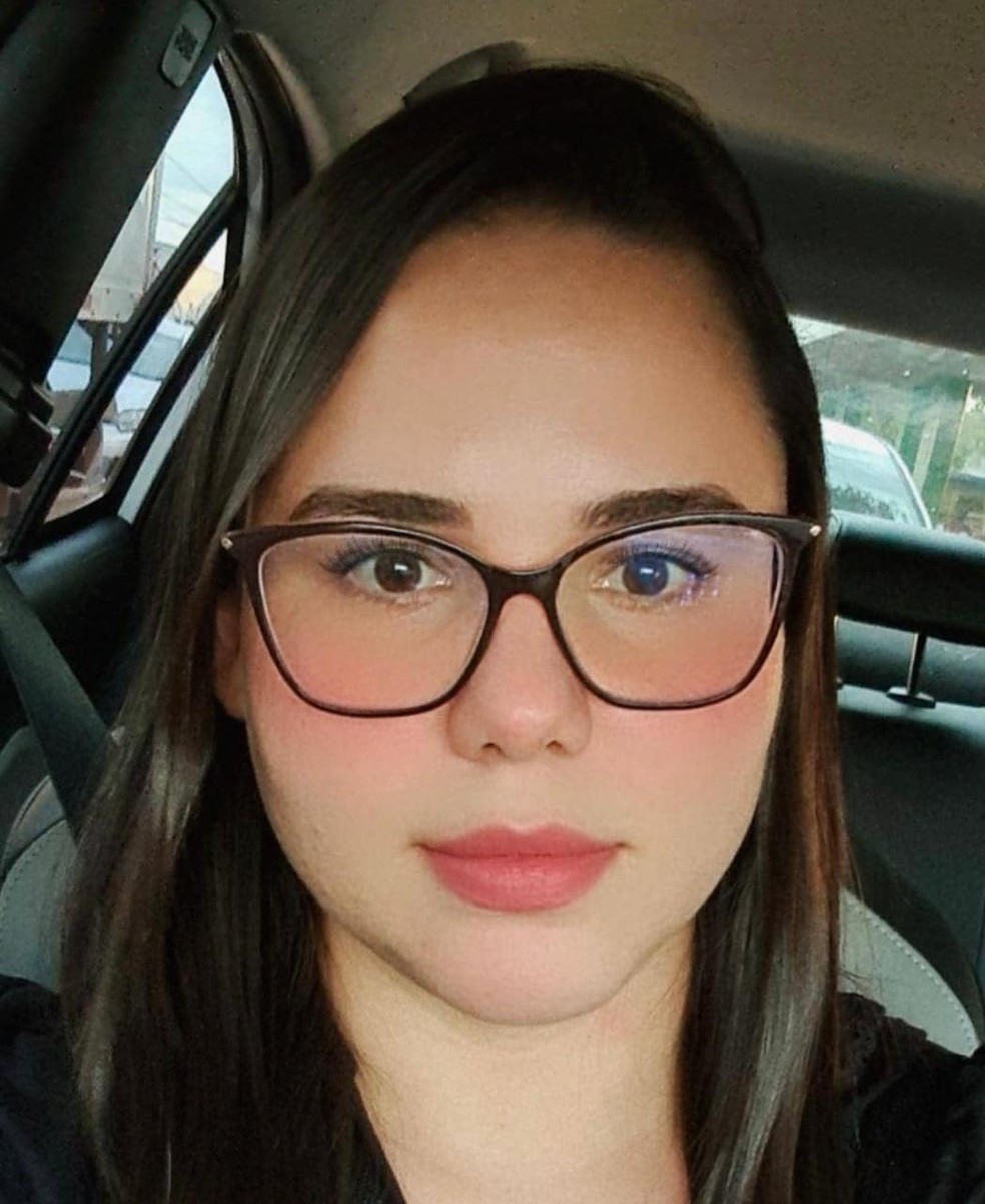 Thayane Oliveira Sousa Leal, de 35 anos, deixa 3 filhos e o marido. — Foto: Reprodução