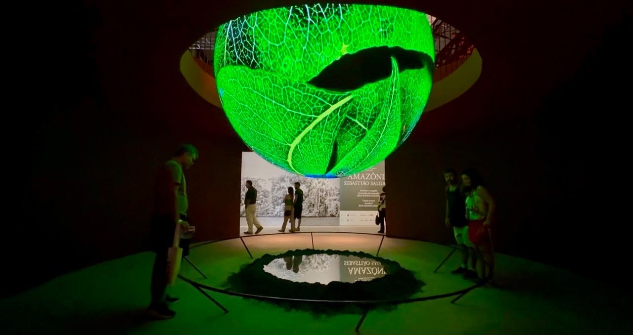 Fieis do Círio de Nazaré aproveitam para visitar Museu das Amazônias em Belém