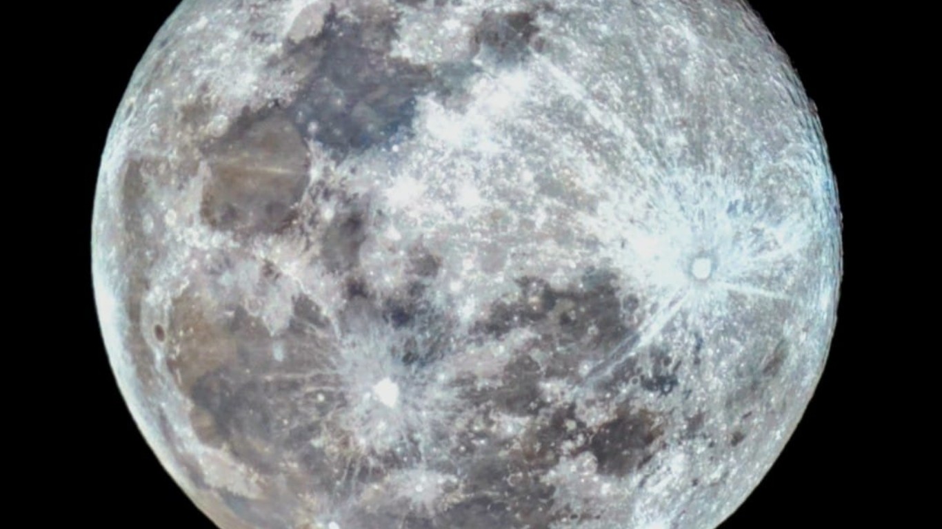 Maior superlua do ano: veja FOTOS do interior de PE