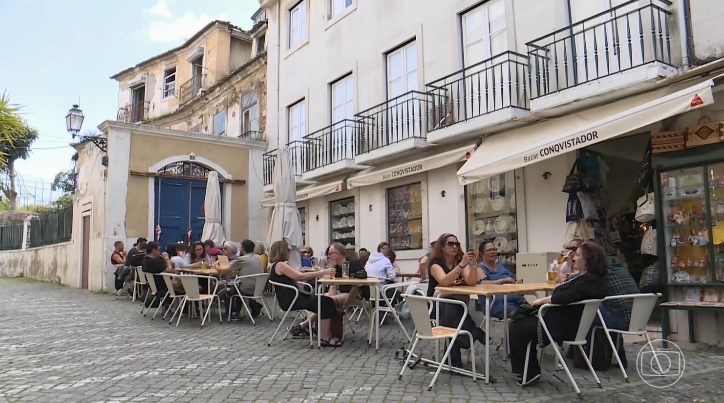 Portugal volta às urnas para segundo turno presidencial histórico após 40 anos