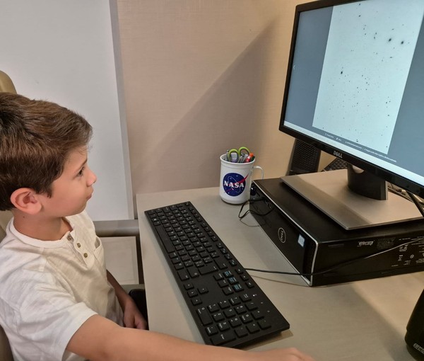 Arthur Ruiz, superdotado de Ourinhos (SP), foi responsável pela segunda descoberta brasileira dentro do programa Jovens Brilhantes. — Foto: Arquivo pessoal