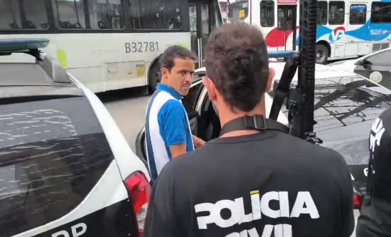 Motorista é preso por estupro de idosa dentro de ônibus no Rio 