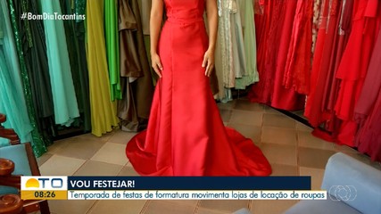 Lojas de locação de roupas aumentam vendas durante temporada de formaturas