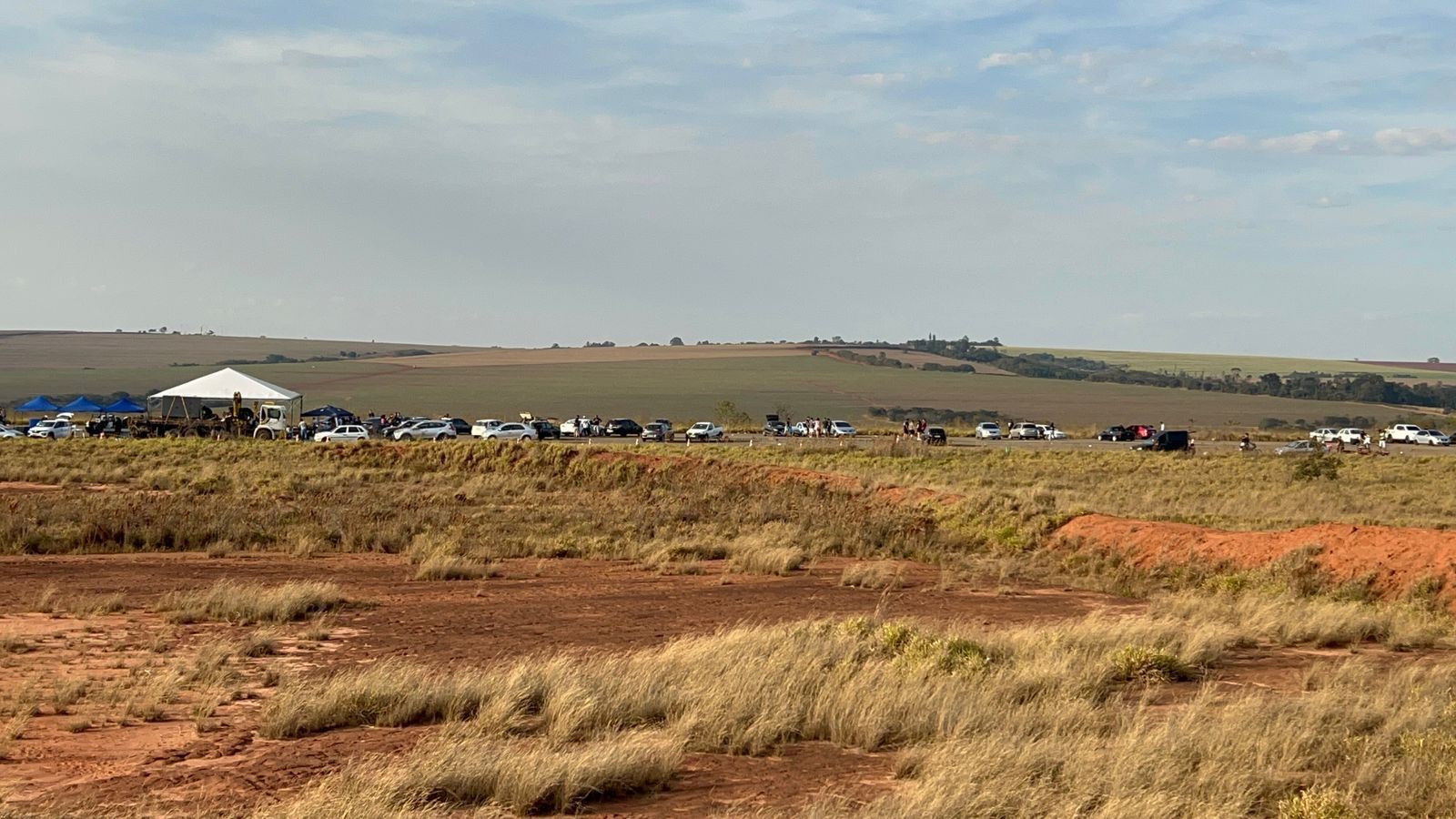 Evento de 'grau' com motos deixa cinco feridos em série de acidentes em Limeira; criança ficou em estado grave
