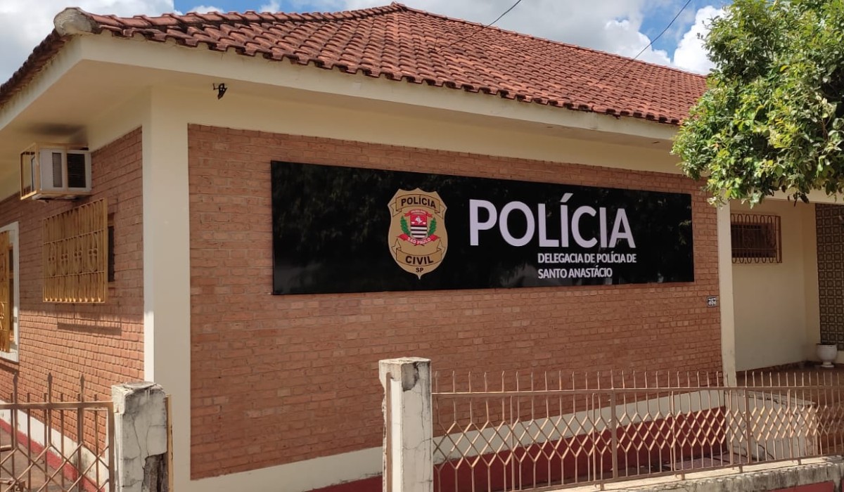 Dupla é presa após polícia rastrear compras feitas com cartão roubado em Santo Anastácio