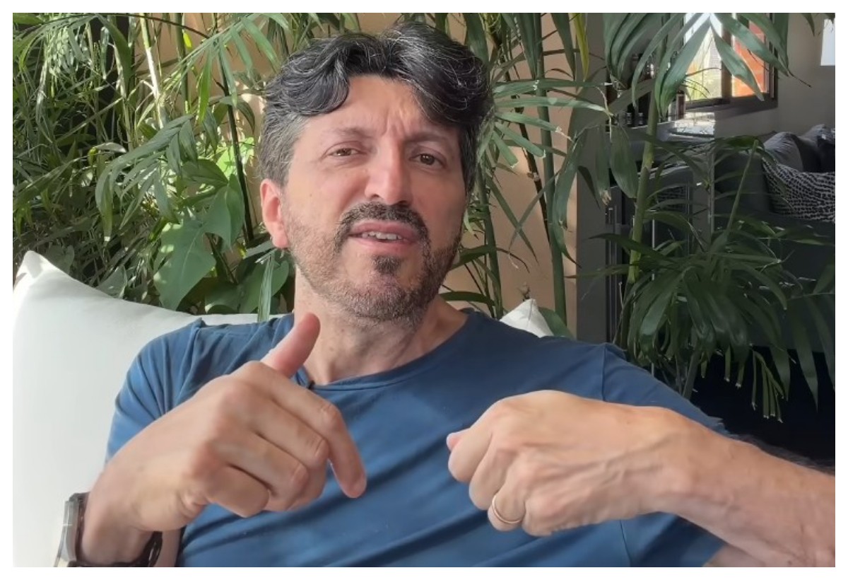 Lito Sousa revela como câncer de próstata levou à descoberta de inflamação cerebral que o fez perder 7kg e o movimento do braço