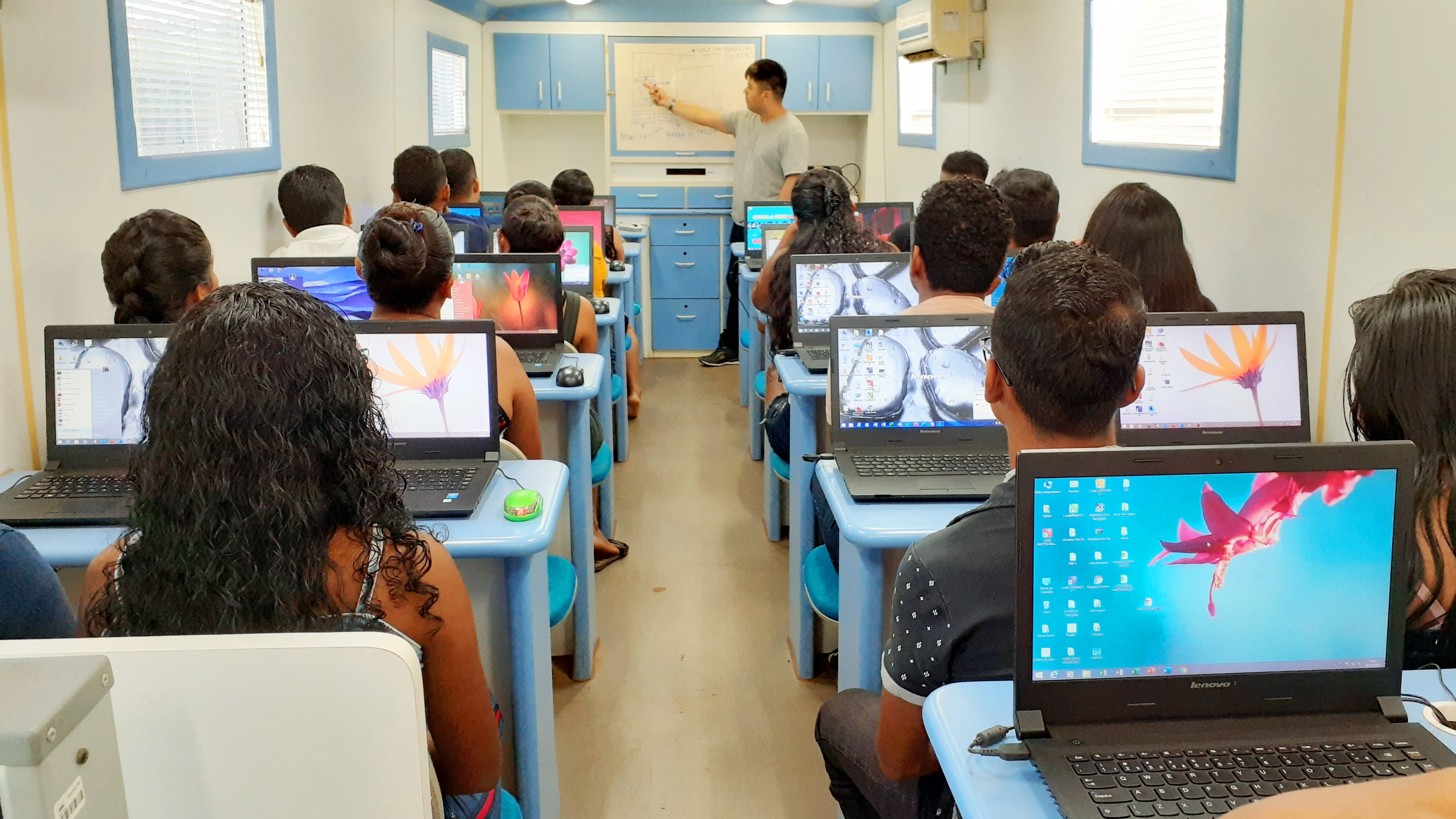 Edital com mais de 20 cursos gratuitos oferta vagas em Macapá, Santana ...