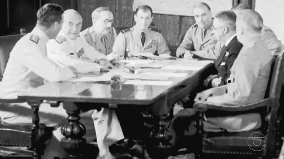 Salo Rosa do Chateau du Frontenac recebeu reunio secreta de lderes aliados durante a Segunda Guerra Mundial, onde foi planejada a invaso  Normandia.  Foto: Reproduo/Globo Reprter