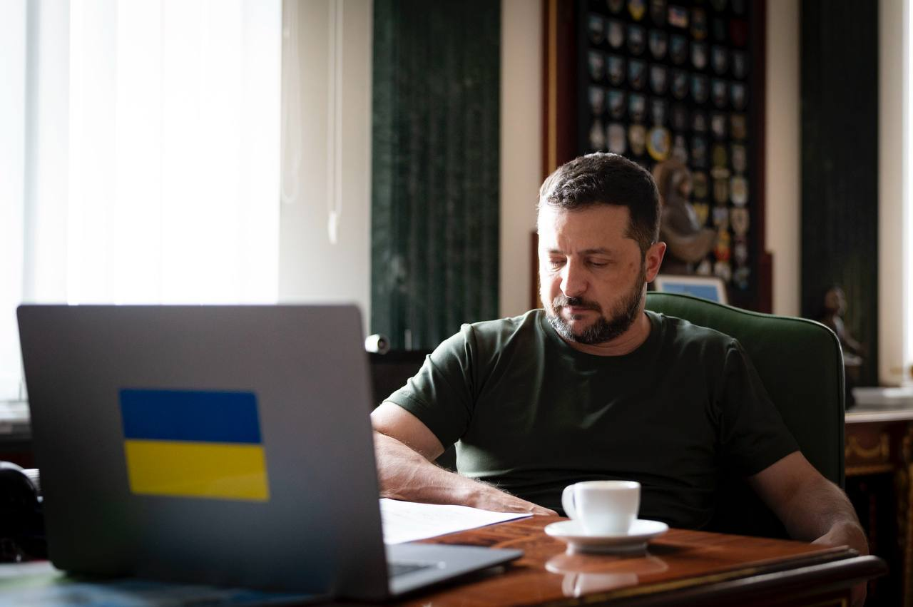 Zelensky diz que Rússia ignora prazo dos EUA para cessar-fogo: 'Nenhuma ordem para parar'