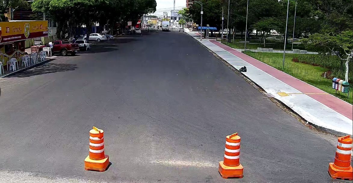 Trecho da Rua Trairi é interditado para receber estrutura do Carnaval em Natal