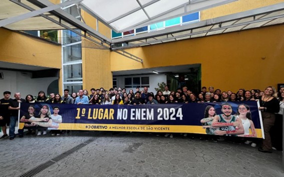 Objetivo São Vicente é o 1º lugar no Enem 2024 na cidade