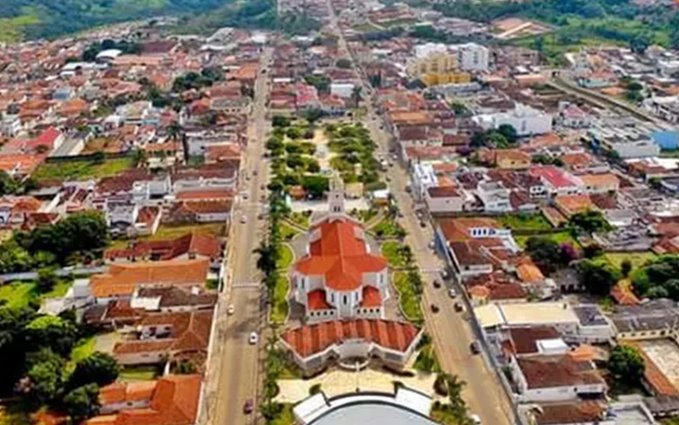 Exposição agropecuária é cancelada por baixa venda de ingressos em Alpinópolis, MG