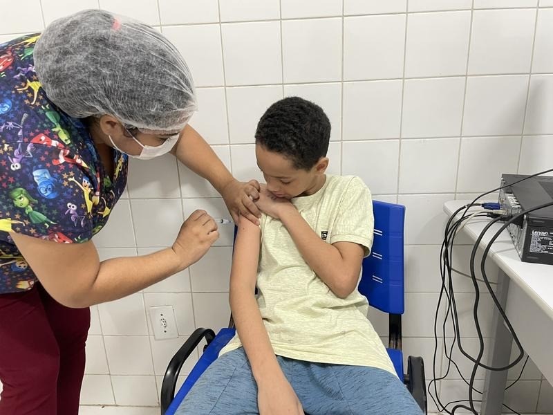 
Teresina disponibiliza vacina contra a dengue para adolescentes de 14 anos; menos de 25% do público-alvo buscou postos