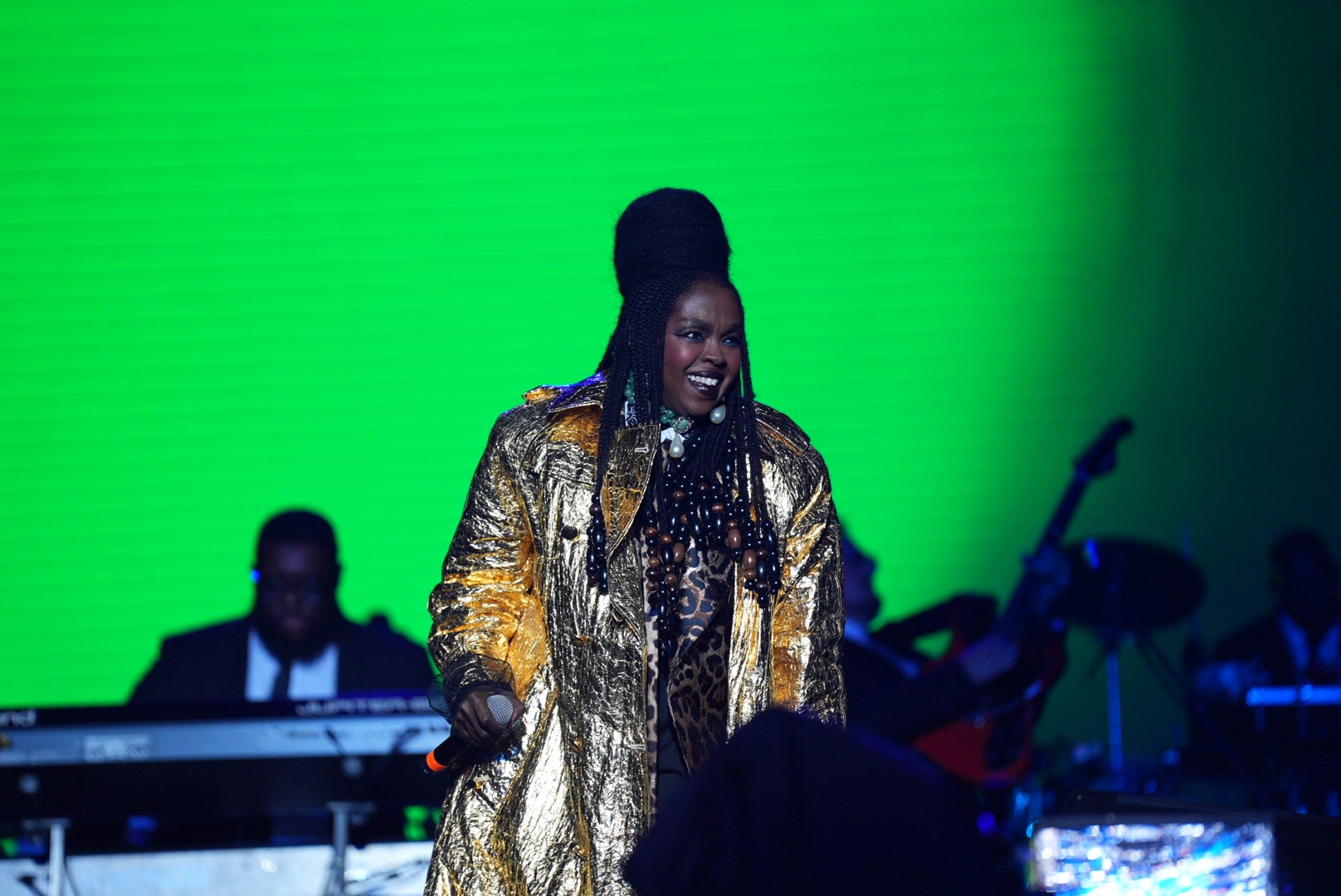 Lauryn Hill dá aula de como se renovar em show potente no The Town, mas que merecia mais público