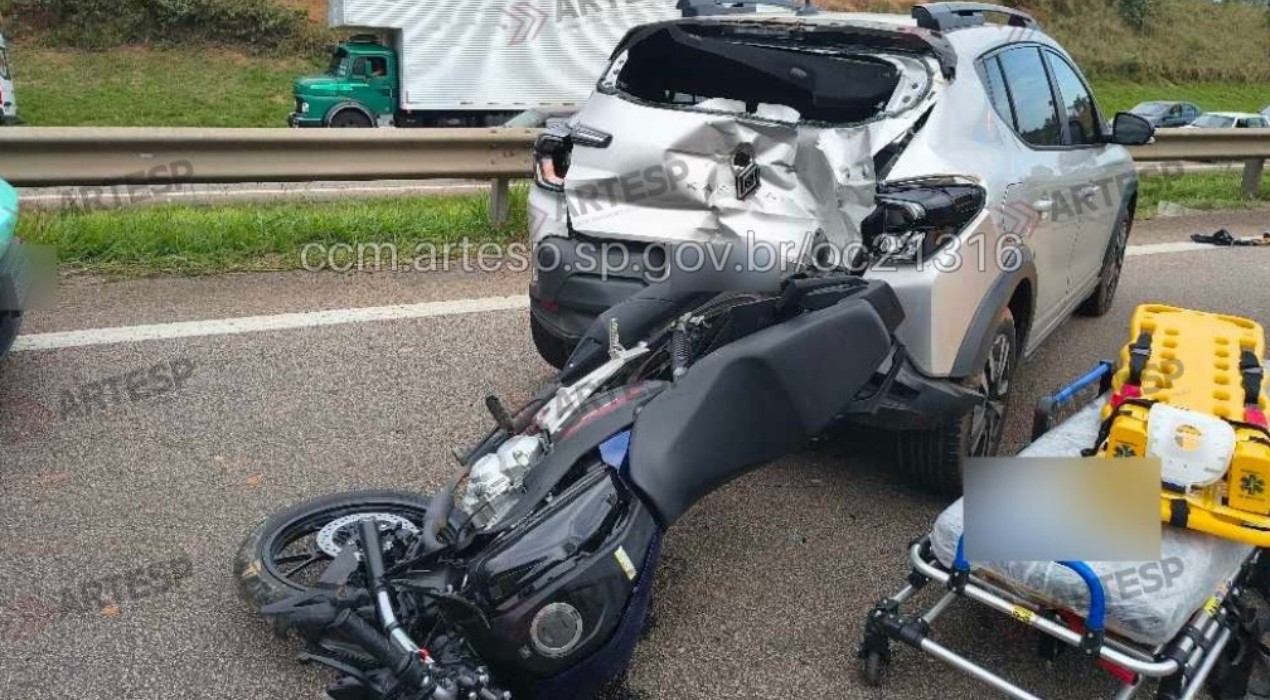 Motociclista morre após bater na traseira de carro em rodovia de Itu