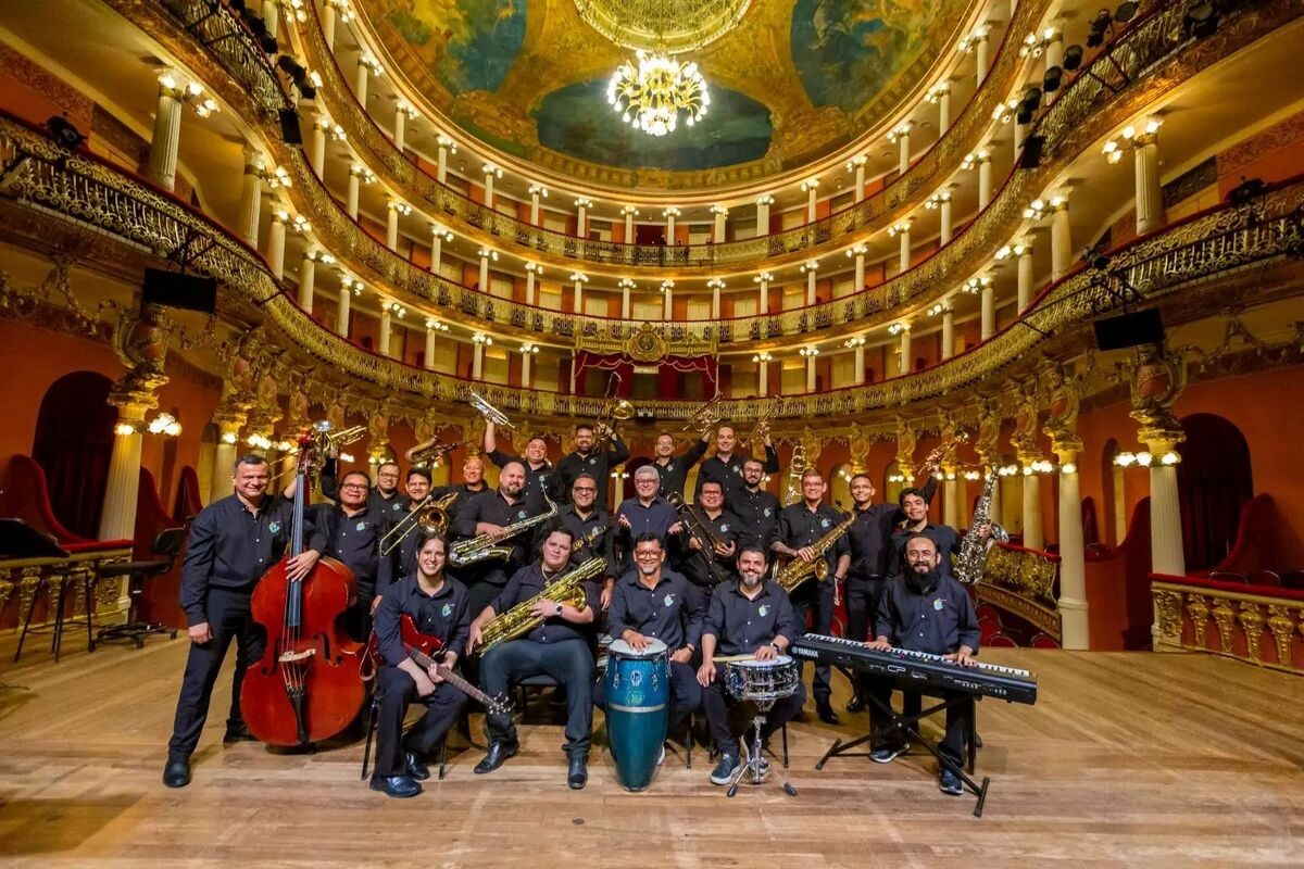 Maestro Branco e Hermeto Pascoal são homenageados no concerto 'Lux Aeterna' no Teatro Amazonas