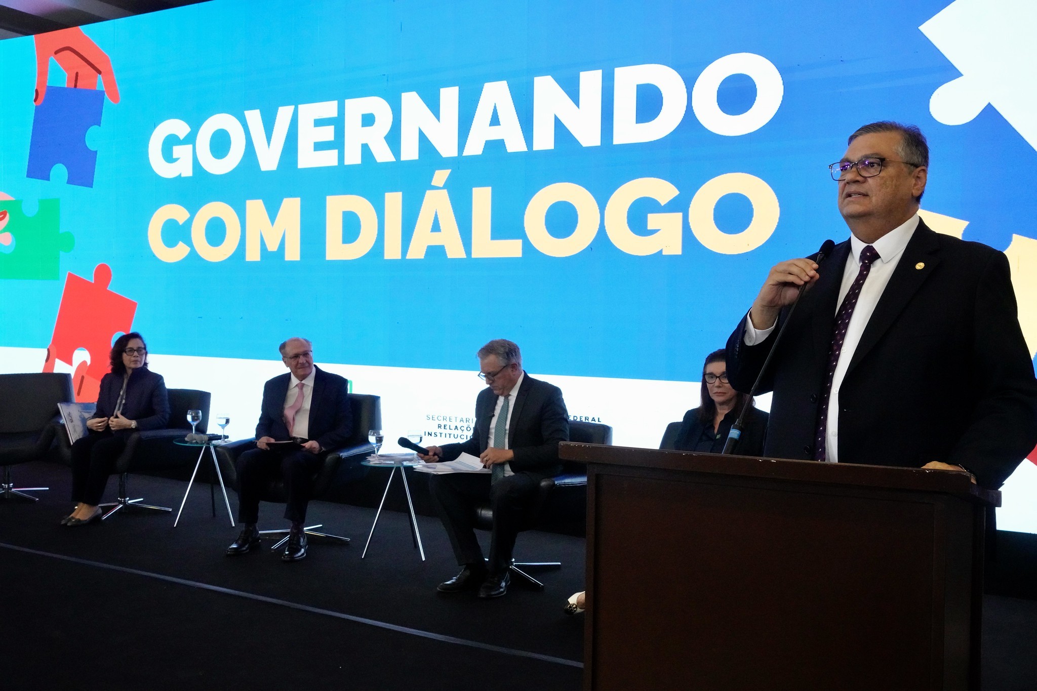 Dino: críticas sobre 'ativismo' vêm de quem não gosta das decisões do STF e Justiça não pode se acovardar