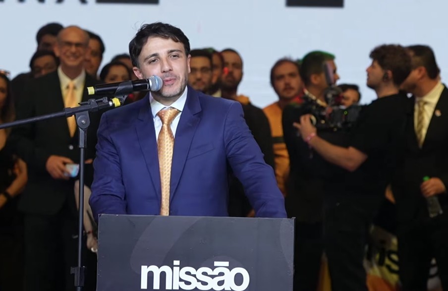 Renan Santos diz que, se eleito, acabará com facções criminosas em um ano: 'Se fizer isso, eu terei tido sucesso'