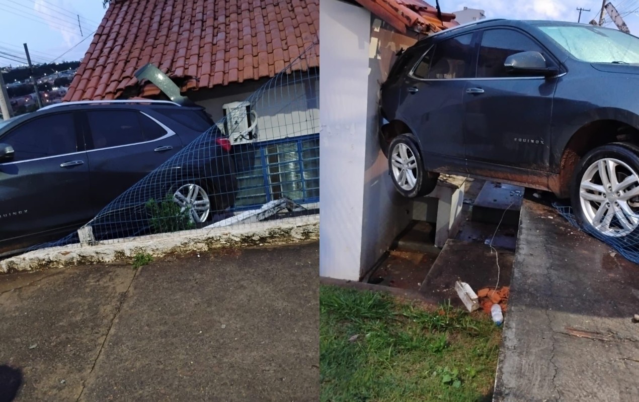 VÍDEO: adolescente pega carro do avô, bate e deixa veículo 'pendurado' em grade de posto de saúde