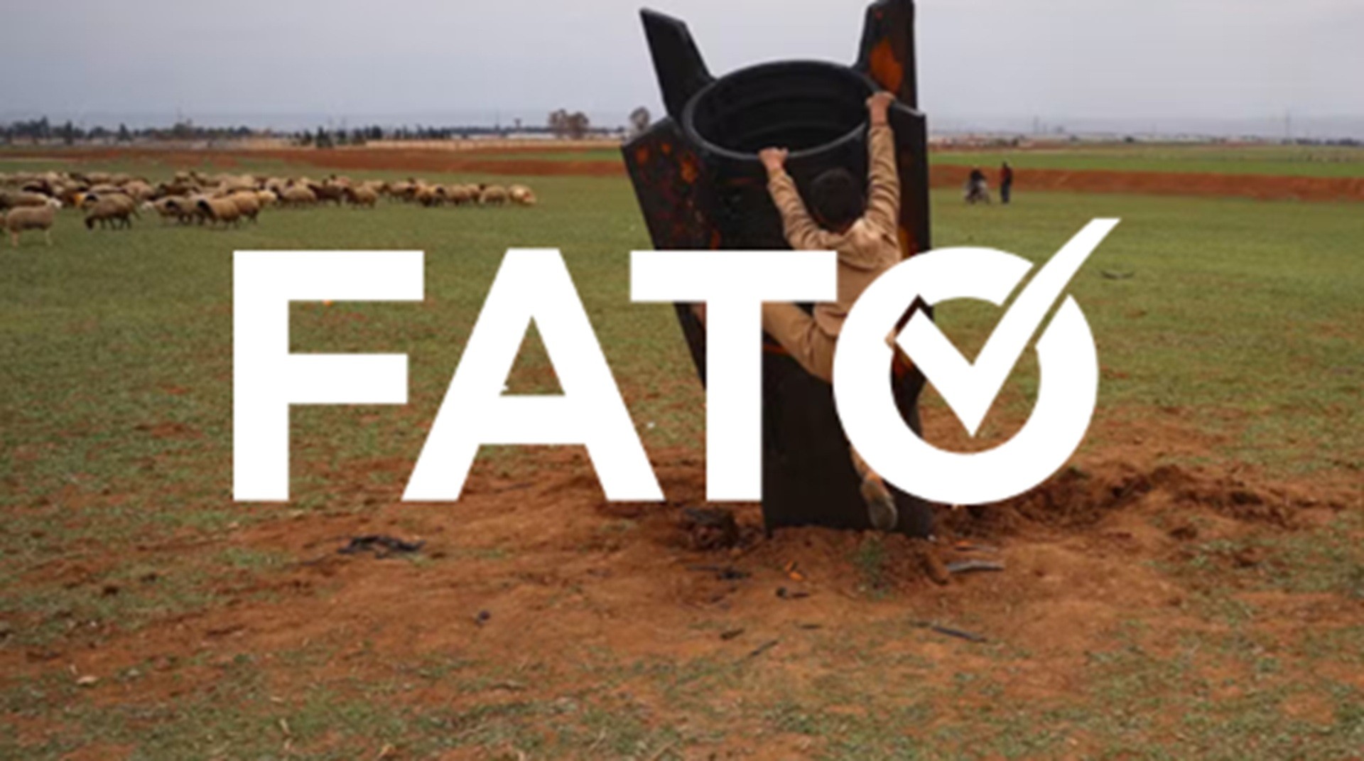 É #FATO: Foto mostra criança escalando míssil na Síria meio a conflito no Oriente Médio