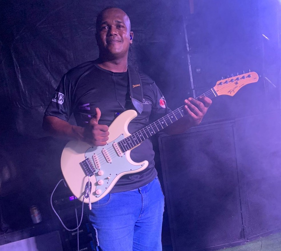 Ronny Ribeiro, guitarrista de Adalgiza — Foto: Arquivo pessoal