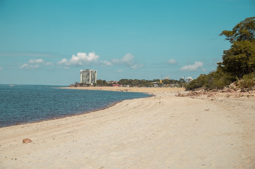Imagem Praia da Ponta Negra em outubro de 2022. Vitor Montefusco/Ifam