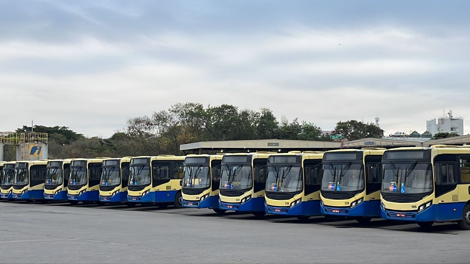 Chega ao fim paralisação do transporte público de Divinópolis após acordo salarial