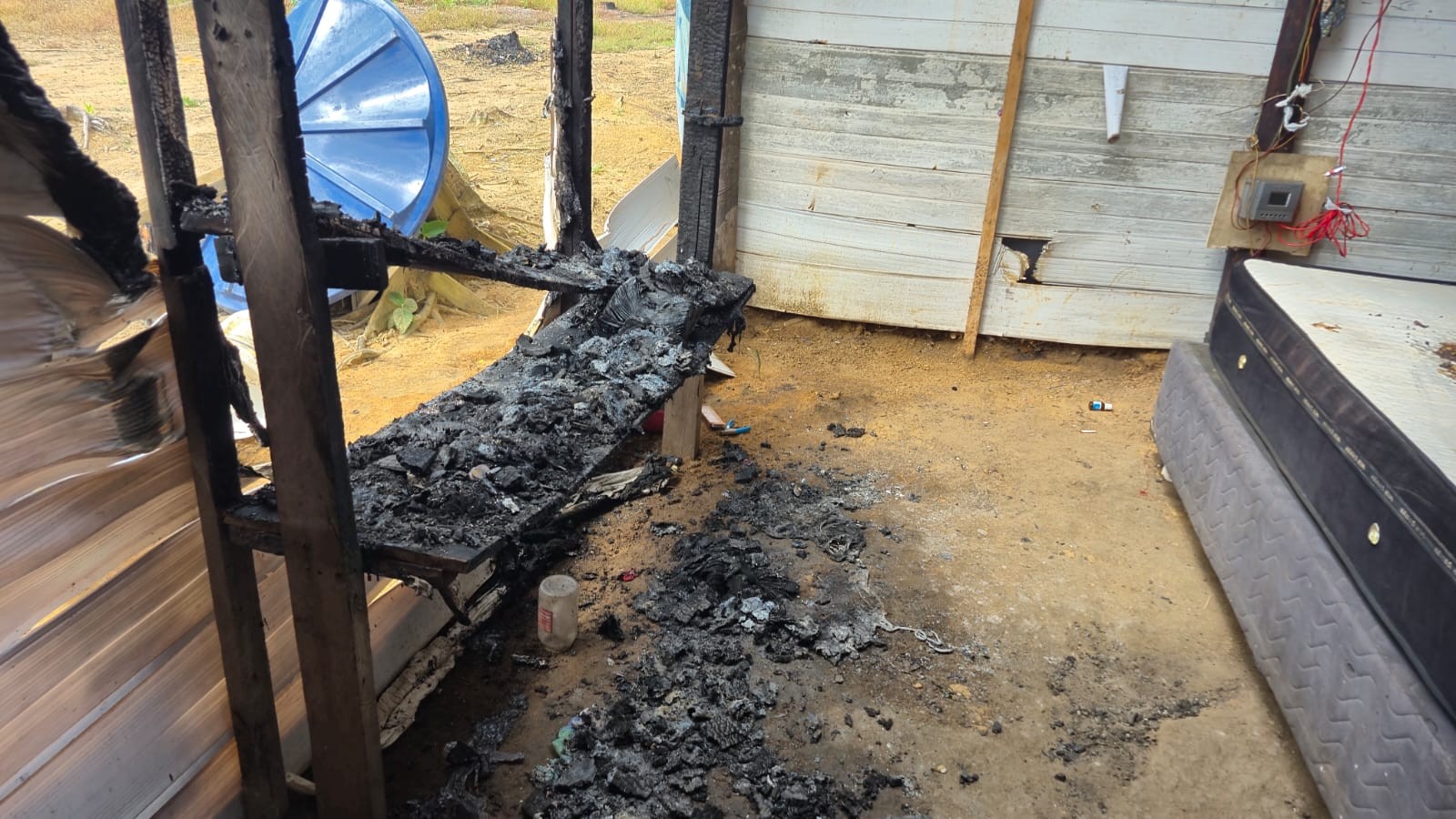 Reincidente é preso no Amapá após ameaçar companheira e atear fogo em casa