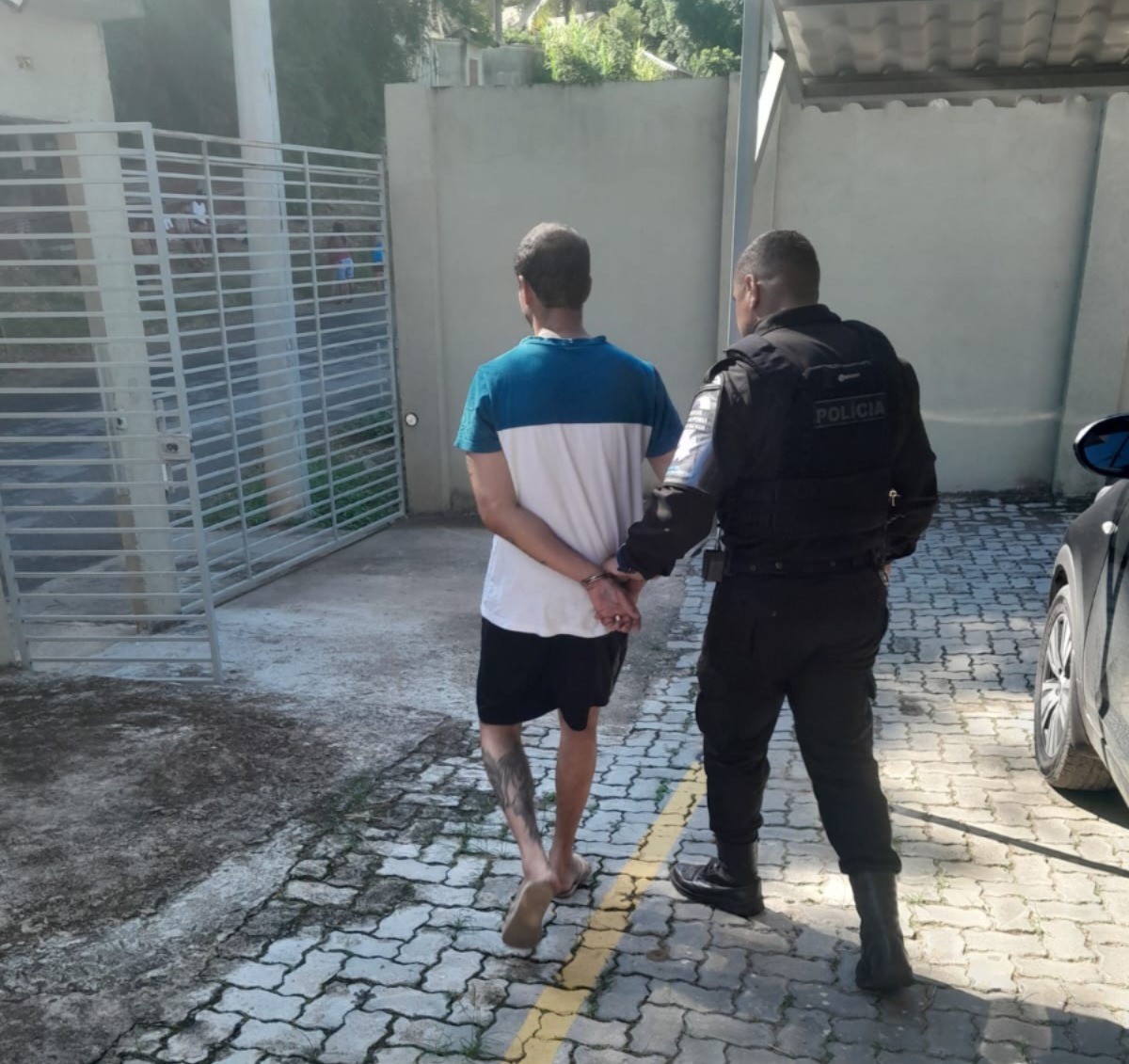 Homem é preso por descumprir medida protetiva e agredir ex-companheira em Volta Redonda