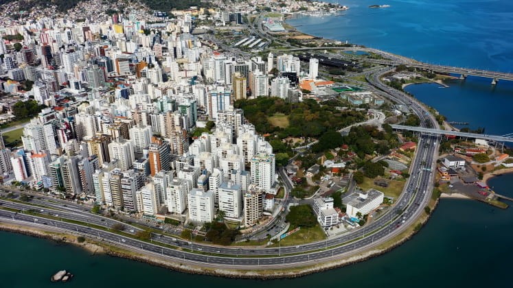 Preço do aluguel residencial em Florianópolis inicia 2024 com alta; veja bairros mais valorizados