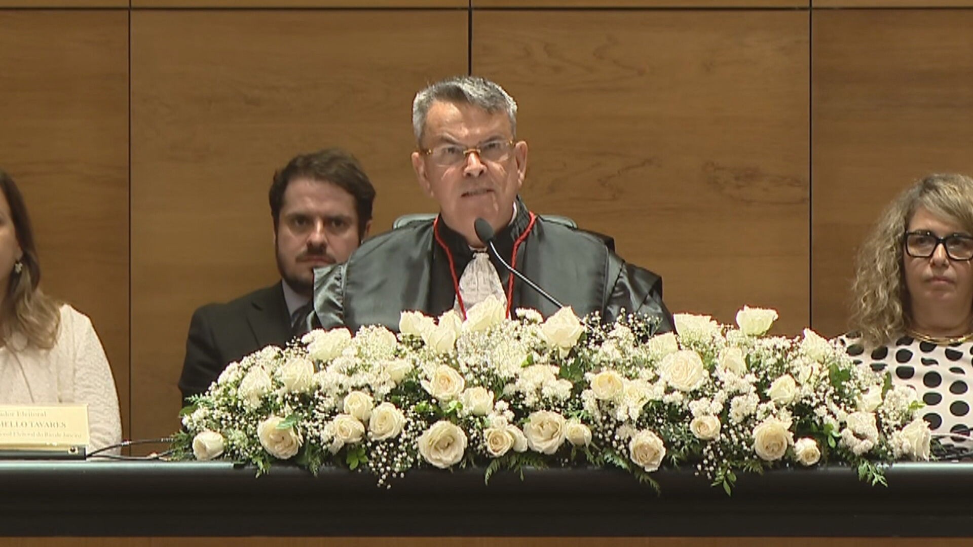 Desembargador Cláudio de Mello Tavares toma posse como presidente do TRE-RJ