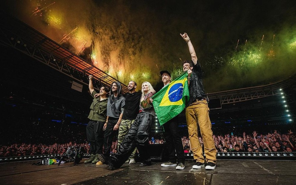 Linkin Park prova que voltou de verdade em 1º show em SP, com nova vocalista à altura do desafio | Música | G1