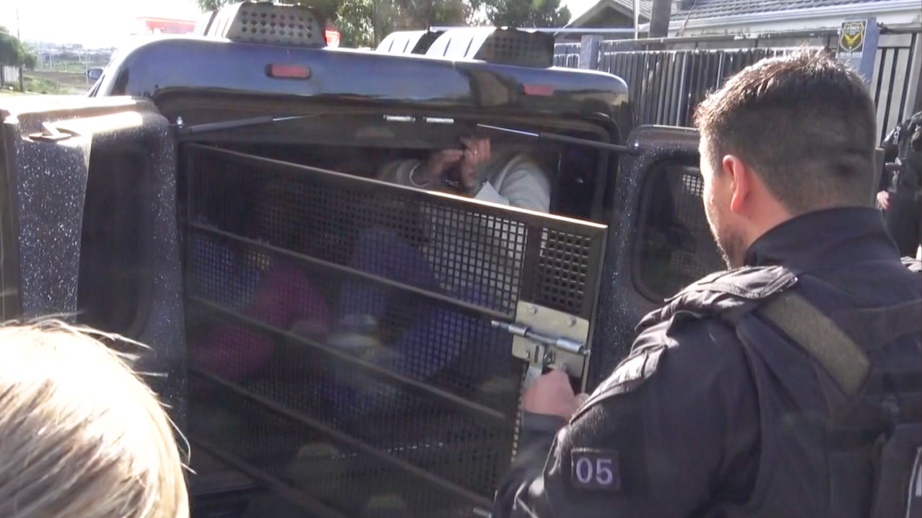 Casal de empresários é preso por comercializar terrenos que não estavam à venda e prejudicar mais de 100 pessoas com golpes, no PR