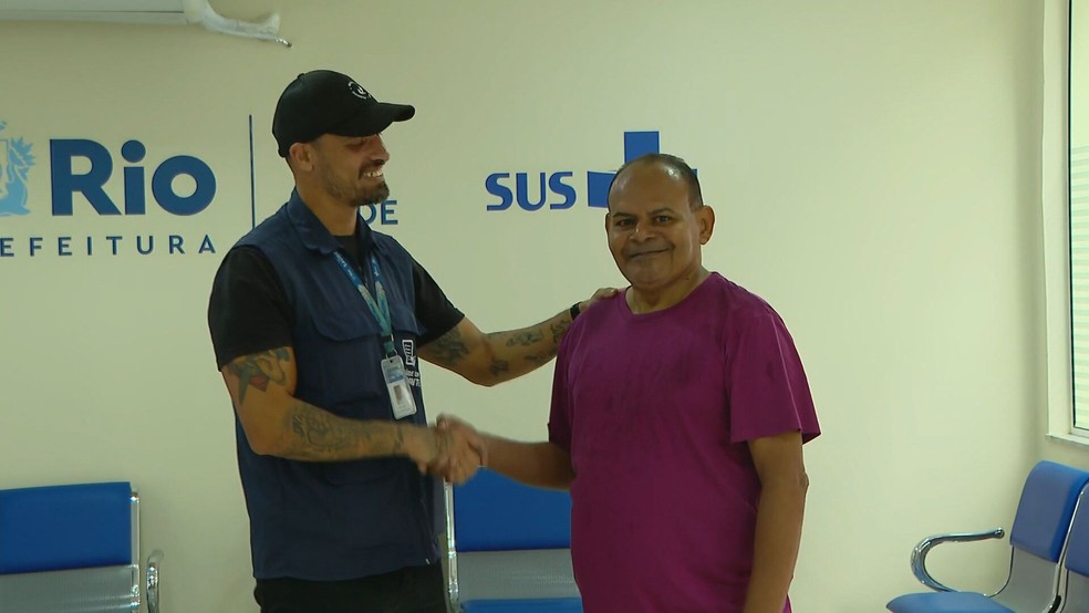 Lourival Marques, morador da Rocinha, enfrenta tratamento contra a tuberculose — Foto: Reprodução/TV Globo