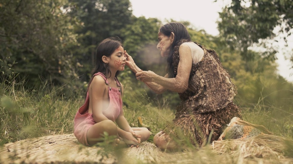 Atrizes Maria Zen e Petta Catão, no filme amazonense "Sete Cores da Amazônia" — Foto: Divulgação