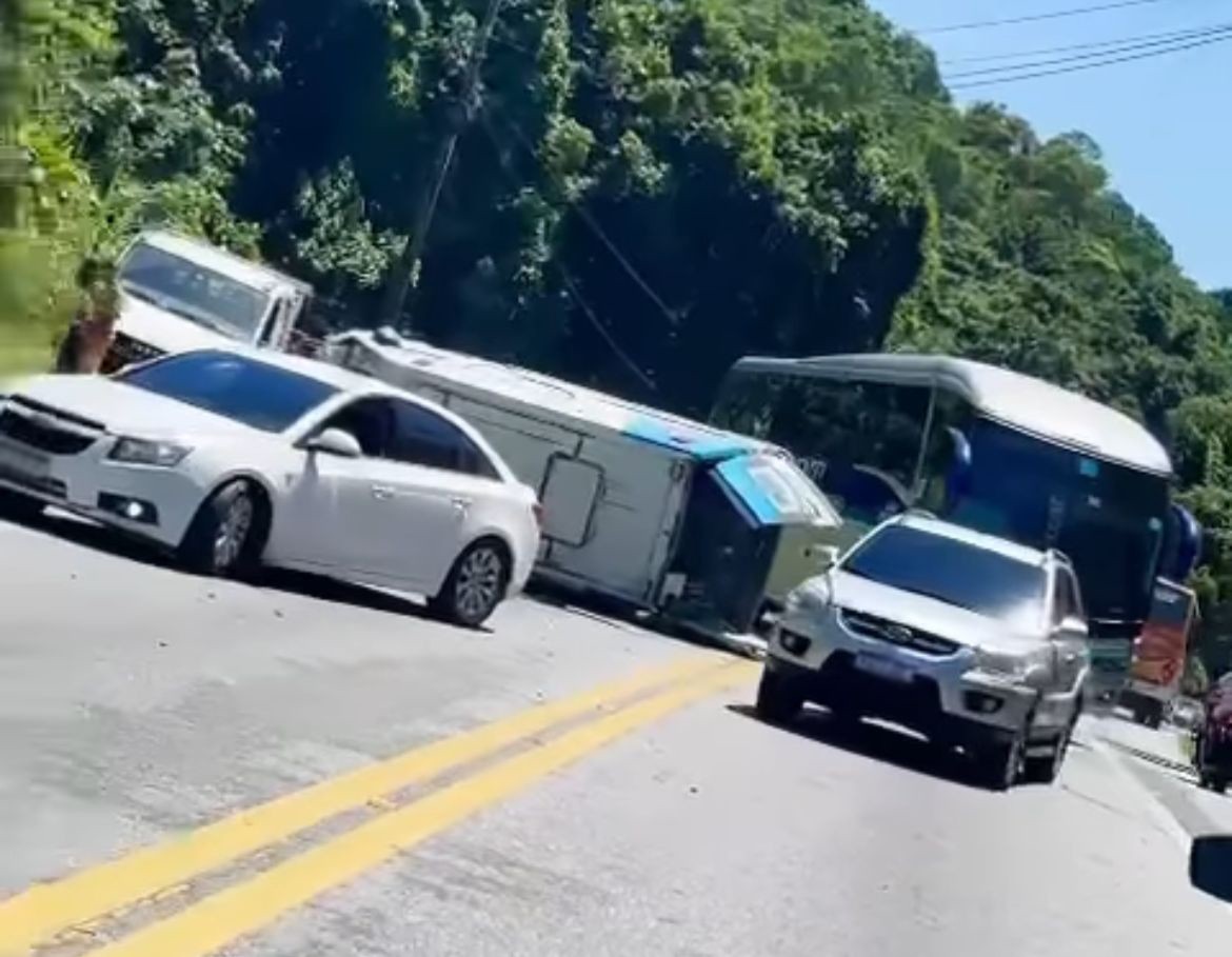 Acidente com ambulância mata paciente idoso que faria hemodiálise em Angra dos Reis