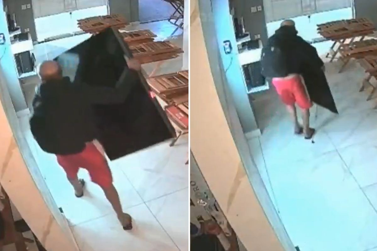 Criminoso invade e furta pizzaria de ex-jogador do Santos no litoral de SP; VÍDEO