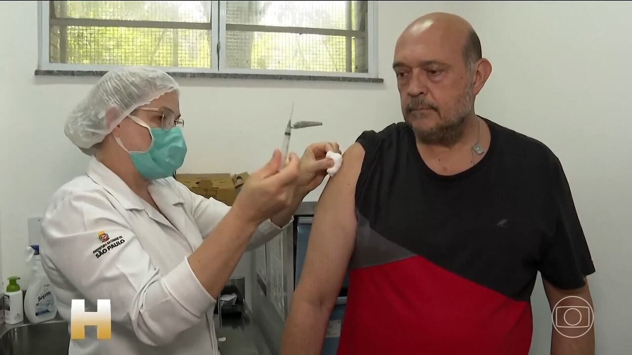 Vacinação contra Covid-19: DF enfrenta falta de doses para maiores de 12 anos