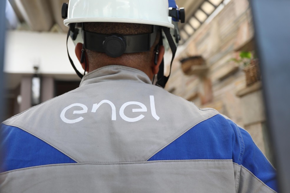 Procon-SP notifica Enel sobre atendimento de consumidores sem