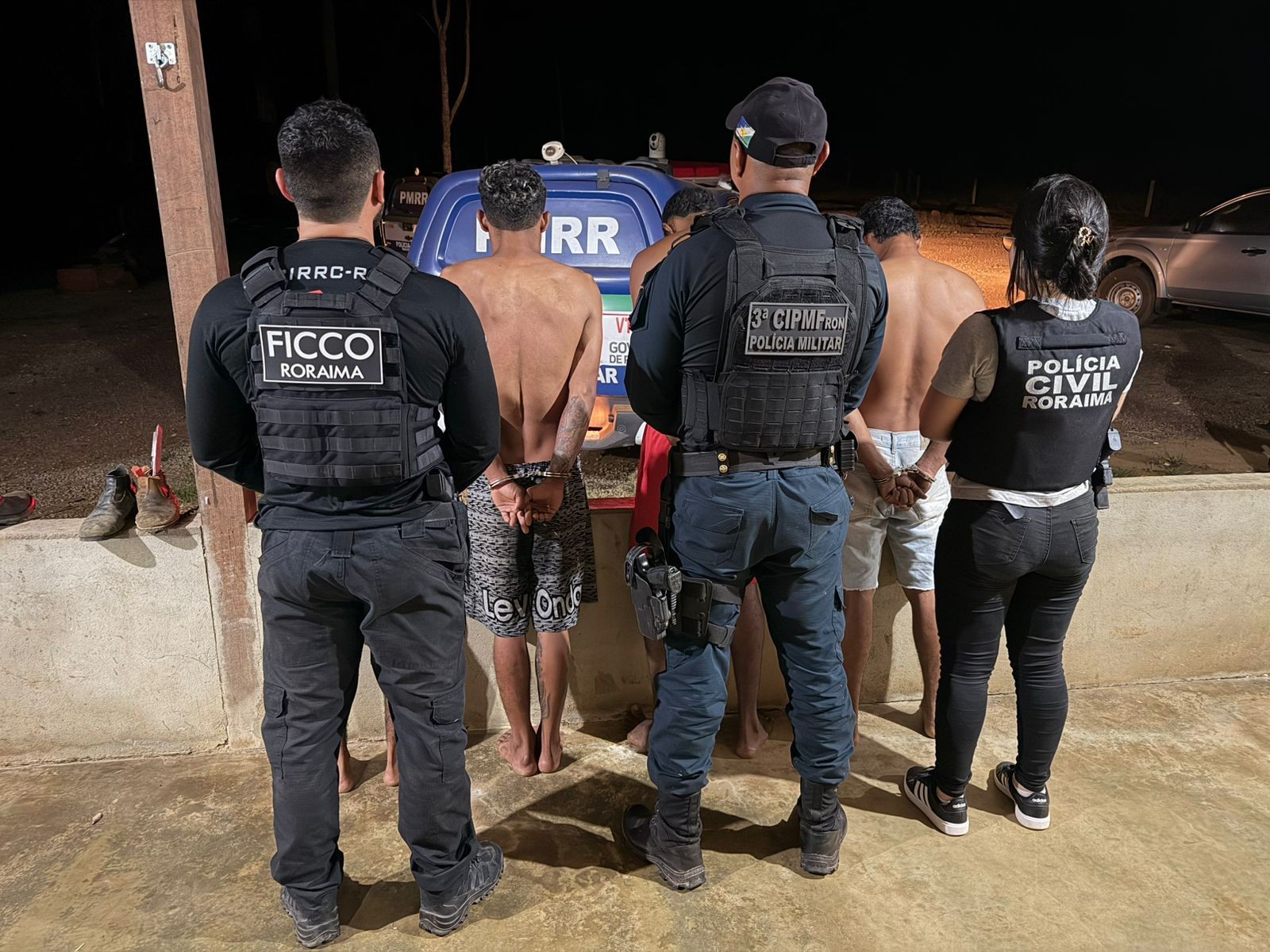 Chefe de facção criminosa foragido por homicídio e mais três pessoas são presos em Rorainópolis