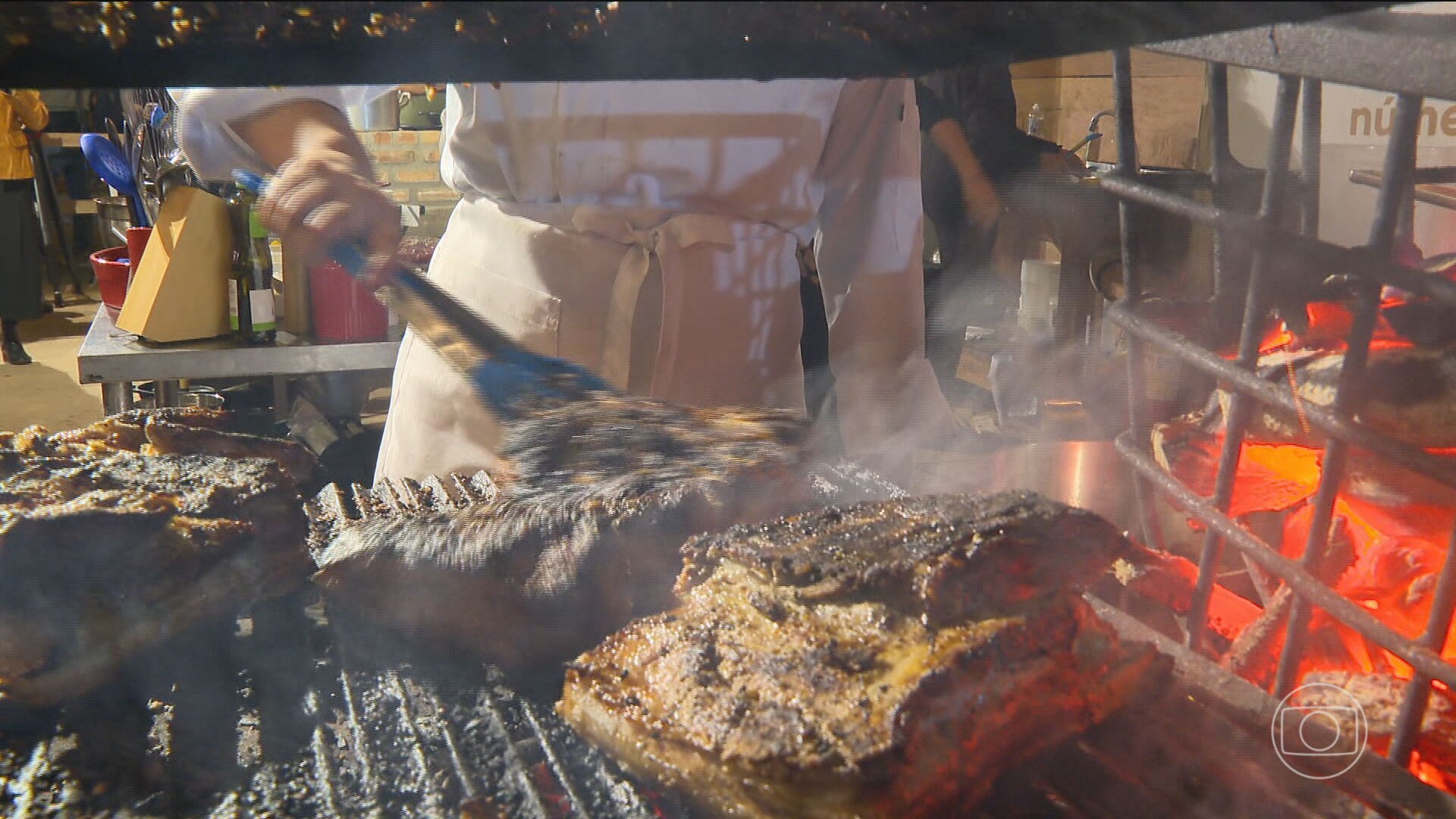 Cozinha afetiva, chefs internacionais e receitas tradicionais atraem visitantes e prometem experiências únicas em festival gastronômico 