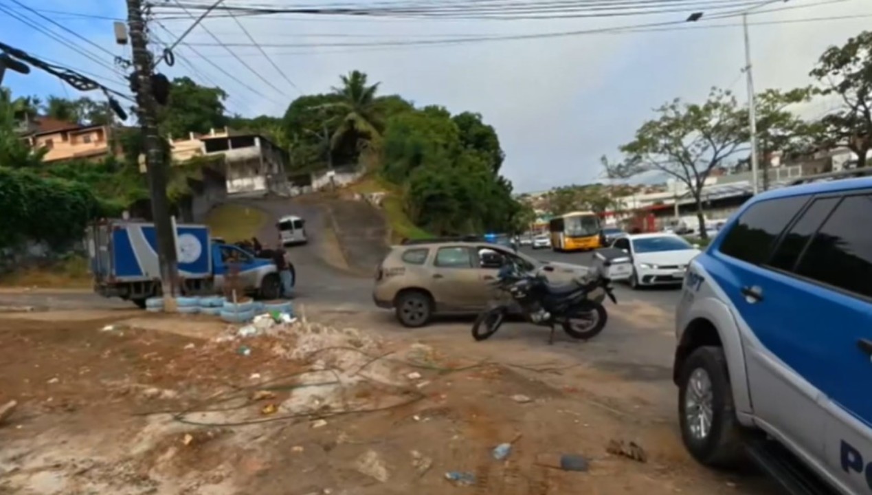 Três homens são encontrados mortos com marcas de tiros e mãos e pés amarrados na Bahia